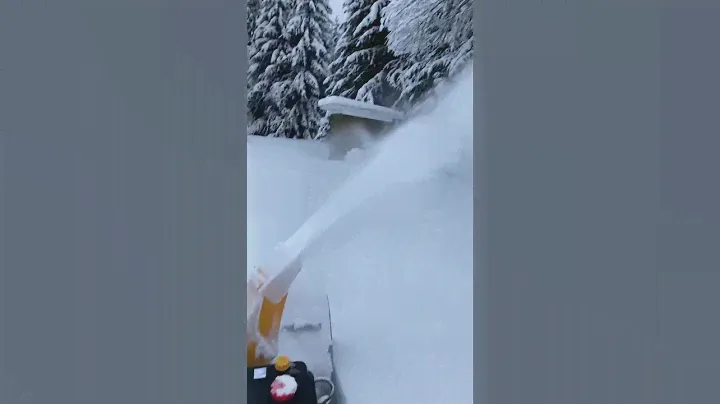 Stiga ST 4262 P in 15 inch snow #stiga #snow