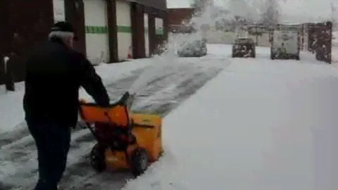 Stiga Snow Cube Clearing UK Snow 23rd Feb 2013
