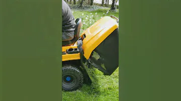 Zero emission, 100% electric garden ride-on tractor mower from Stiga
