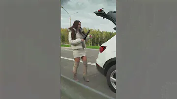 Как заменить колесо)))